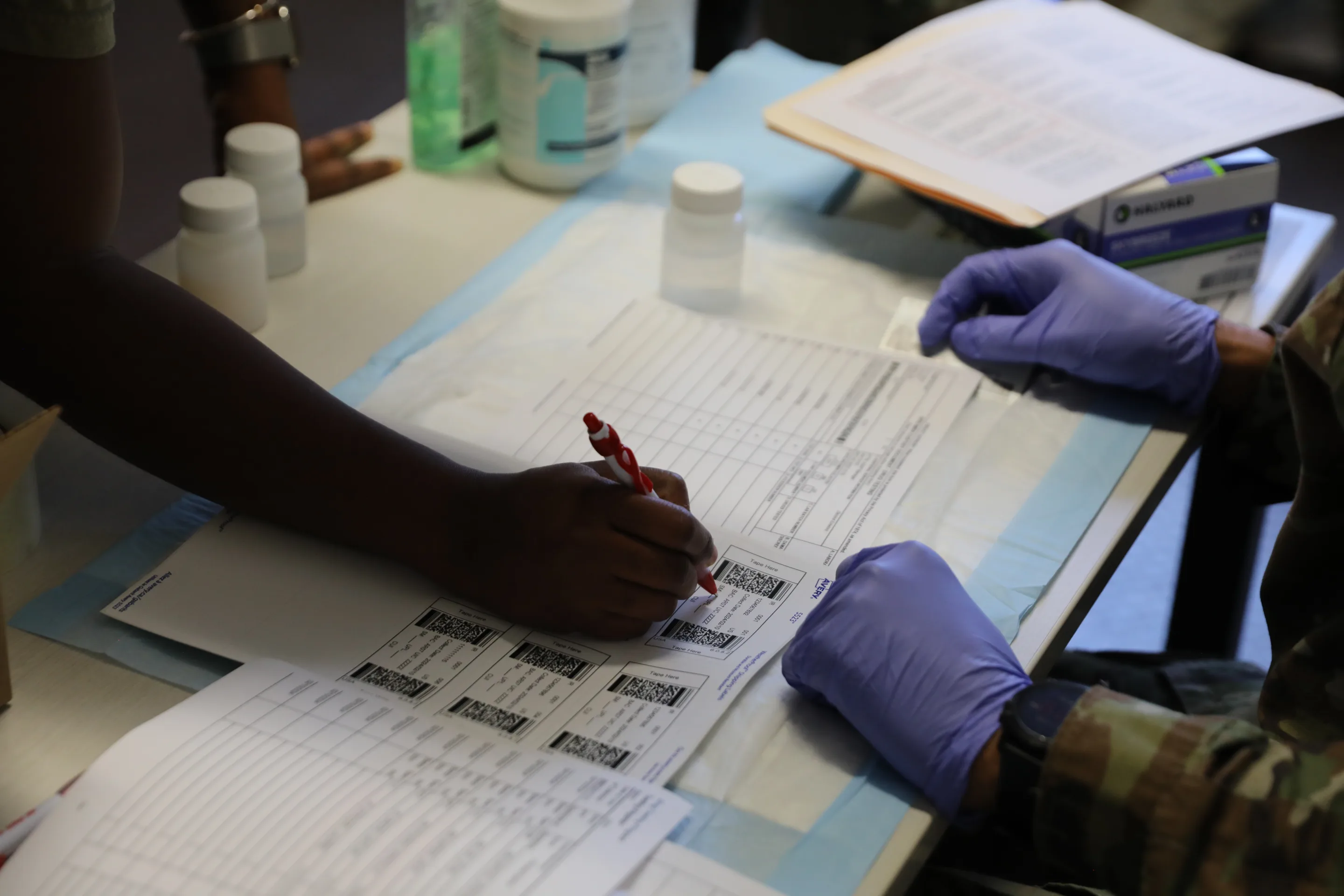 Soldier signing into to urinalysis minutes before they failed a military drug test.